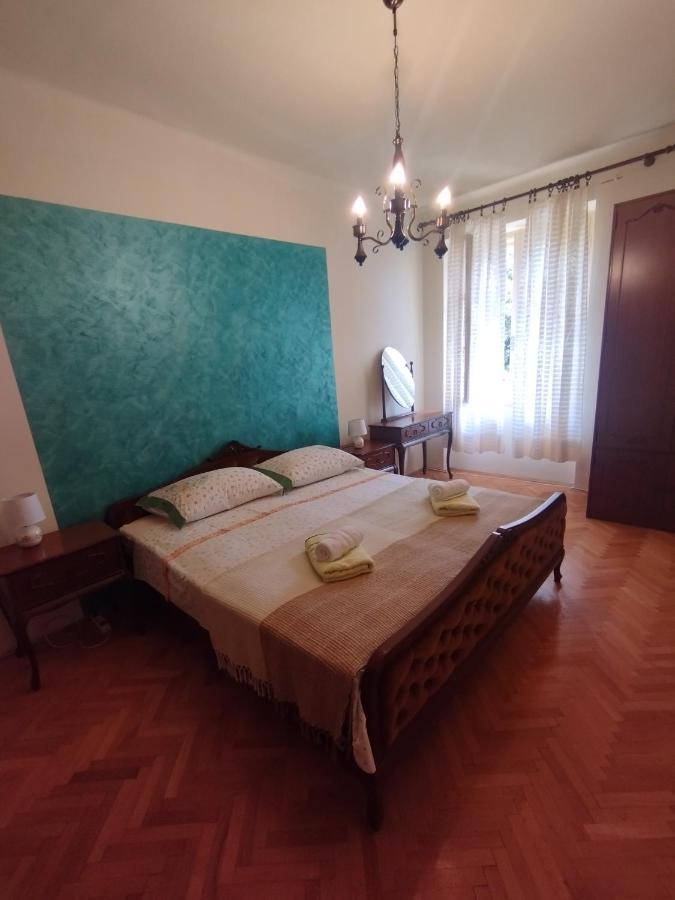 Bugenvilija Apartment Split Exterior photo